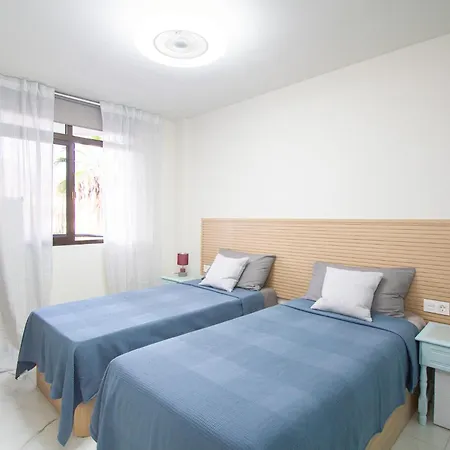 Apartment Garajonay Vista A Montanas Los Cristianos (Tenerife)