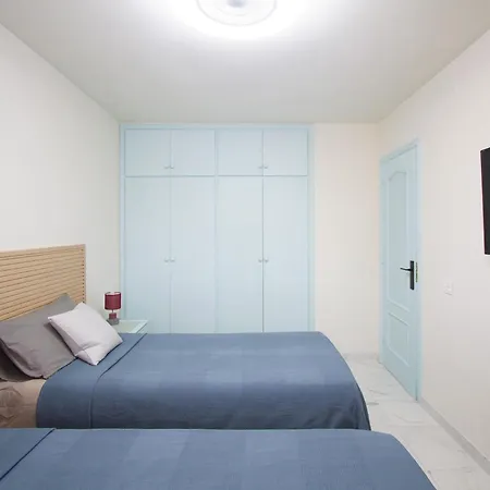 Apartment Garajonay Vista A Montanas Los Cristianos (Tenerife)